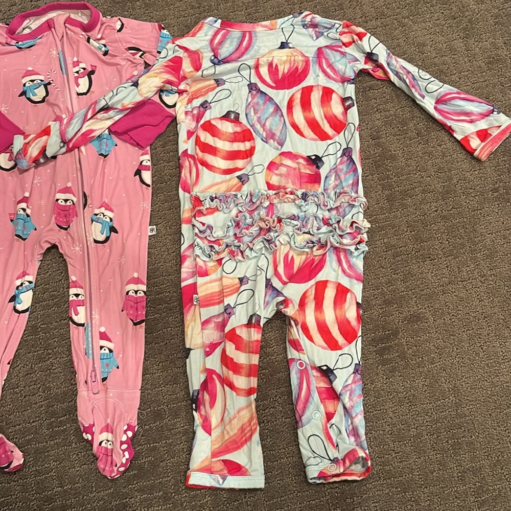 BUMS & ROSES/LITTLE BUM BUMS onesies - Picture 4 of 4